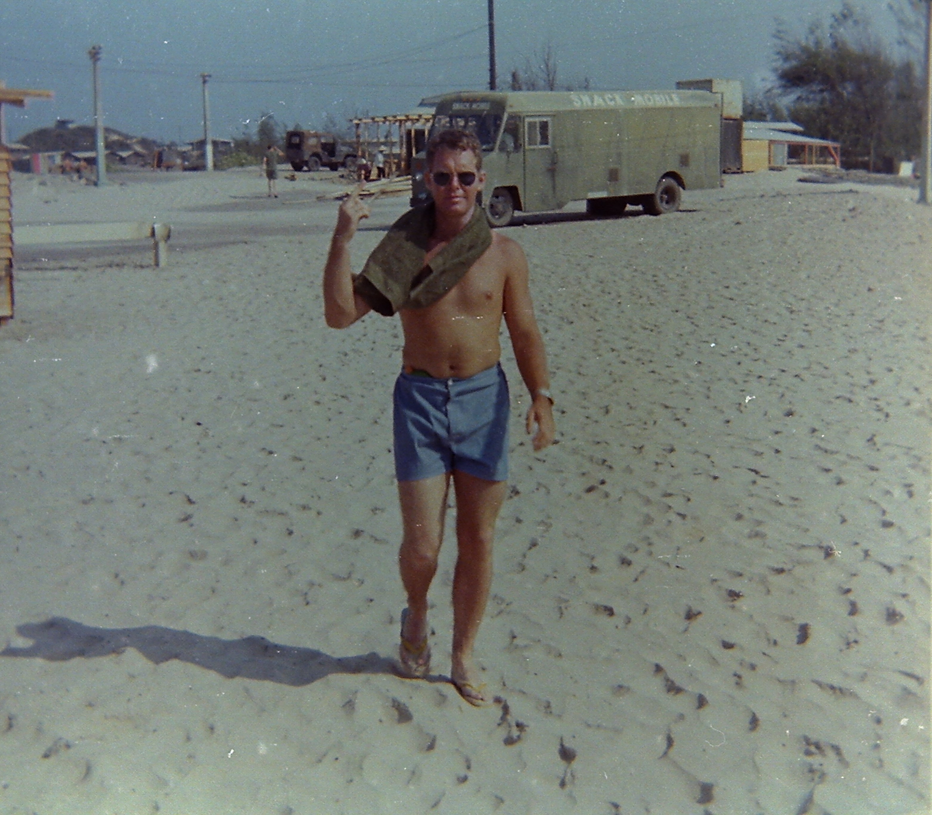 1971 Vong Tau - Skipper 6 Jim-Bedsole Hanson-Photo.JPG